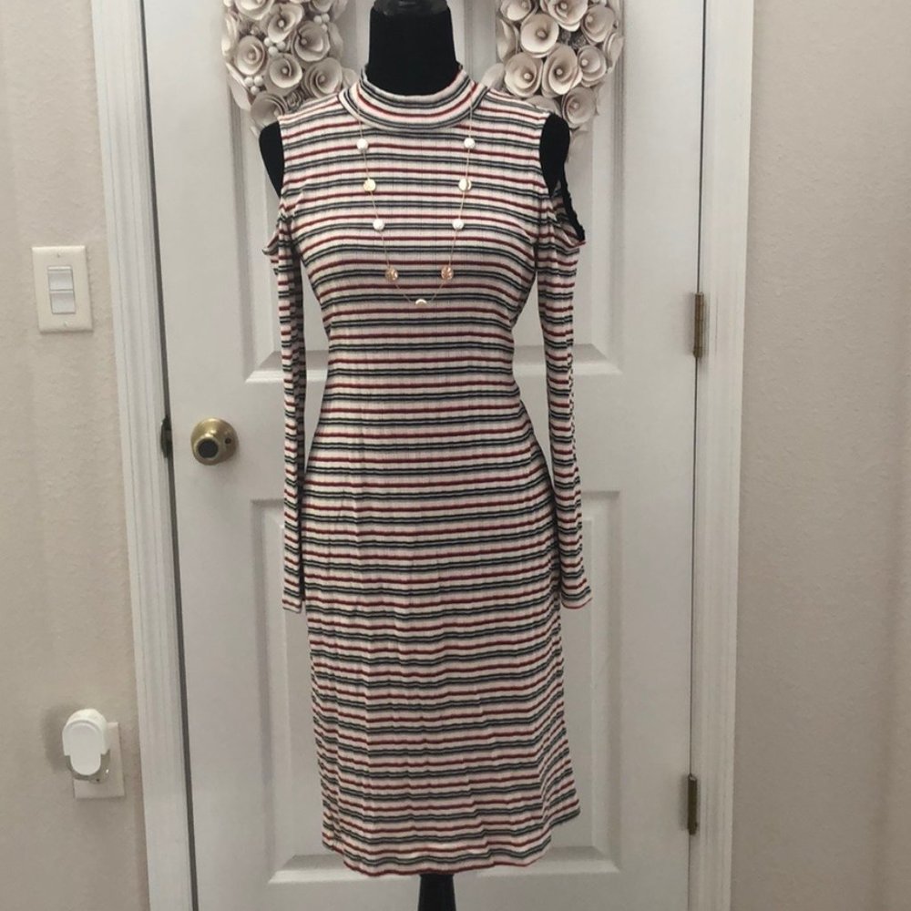DONATED!!  Gilli Stripe knit dress with cold - Picture 2 of 8
